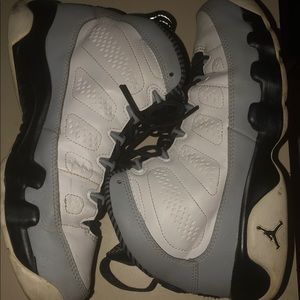 Jordan (Size 6.5) (Great to get customized)